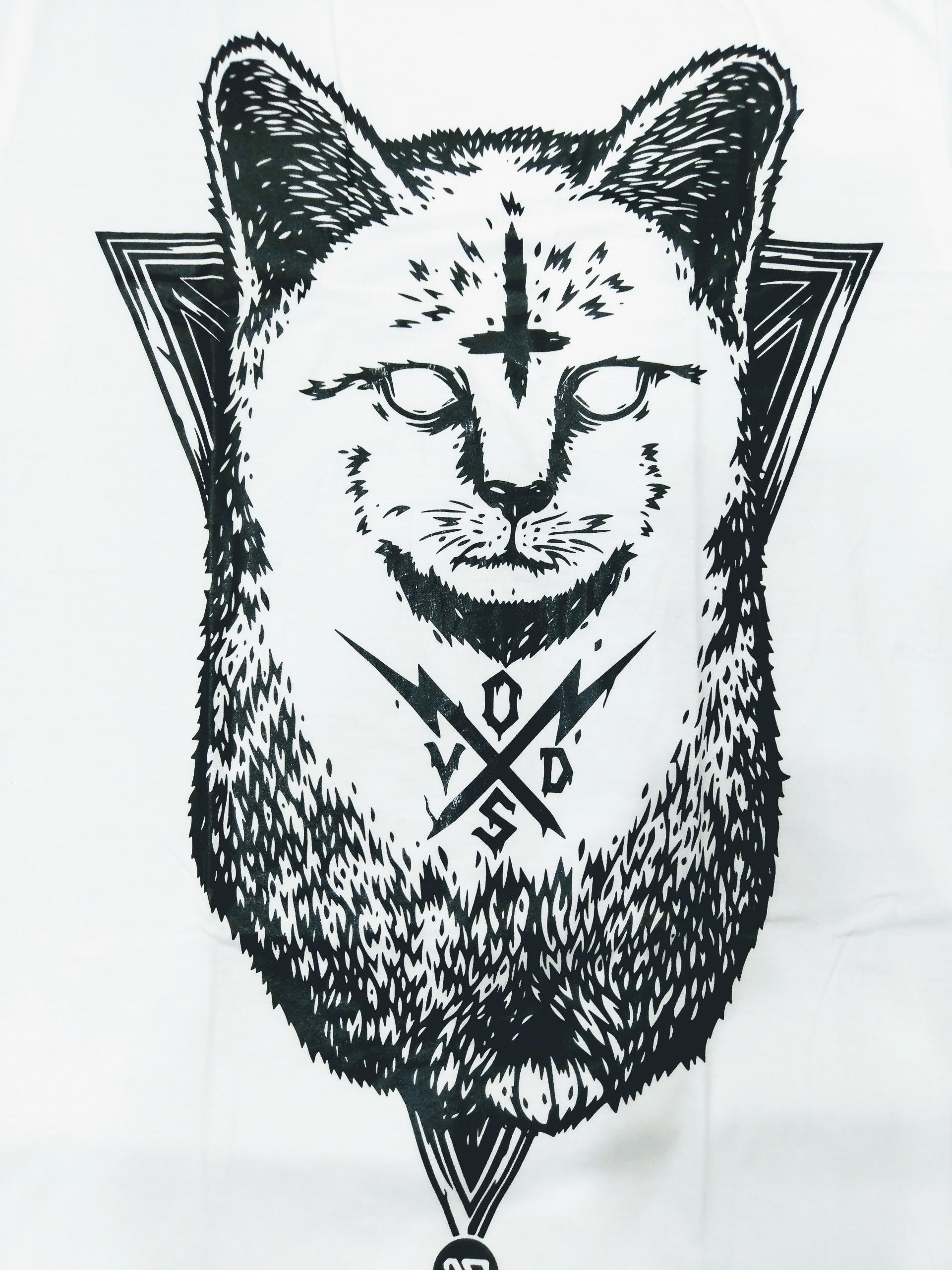 Bạn đang tìm kiếm một chiếc áo thun thú vị để mặc? Hãy đến xem chiếc áo thun in 3D mèo Ai Cập của chúng tôi. Với thiết kế độc đáo và chất lượng vô cùng tốt, nó sẽ là món đồ không thể thiếu trong bộ sưu tập của bạn.